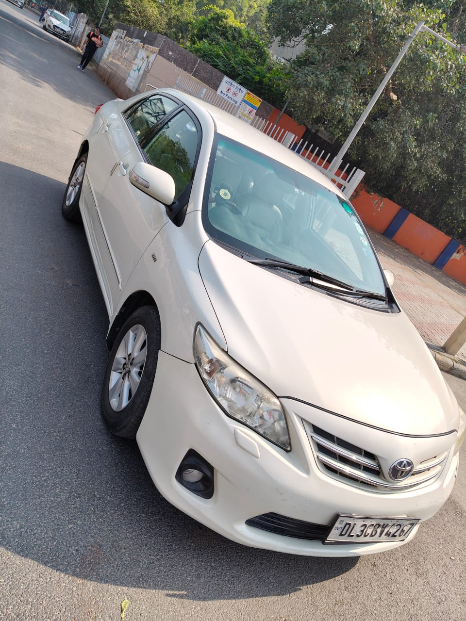 
								Toyota Corolla Altis full									
