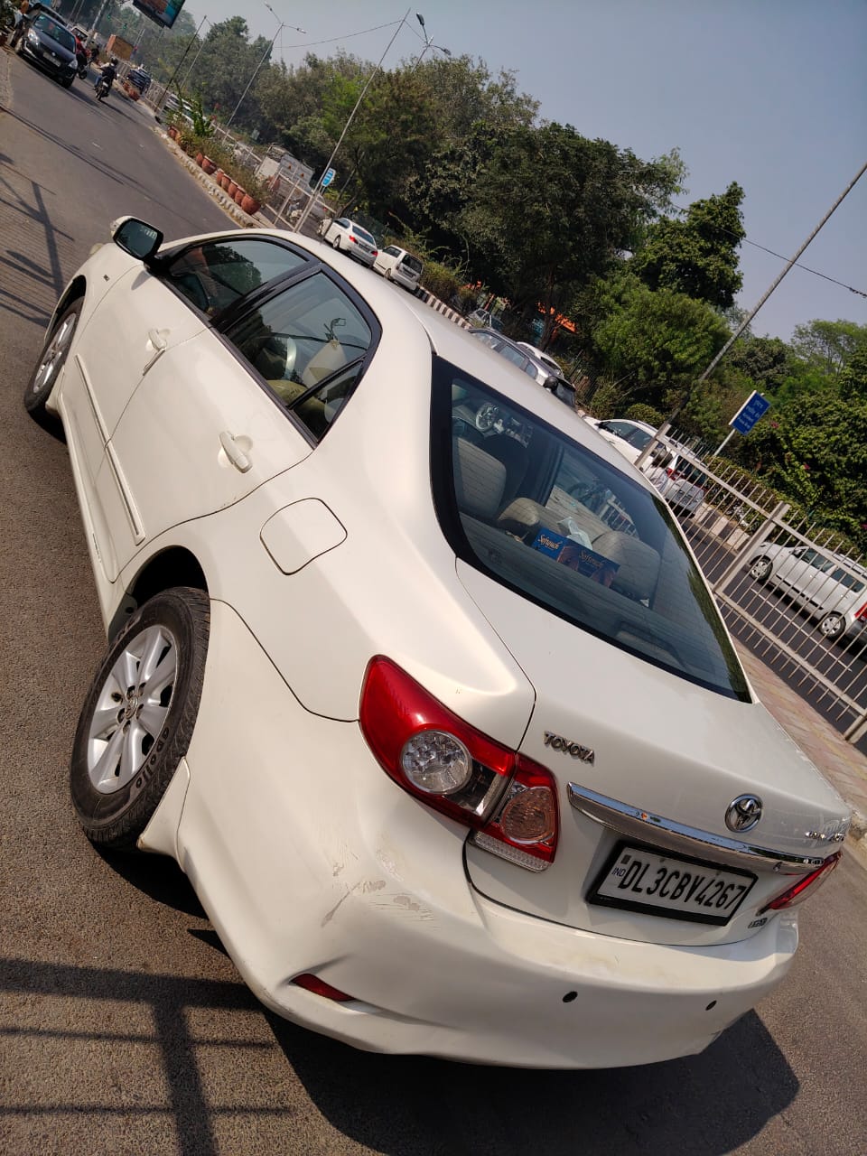 
								Toyota Corolla Altis full									